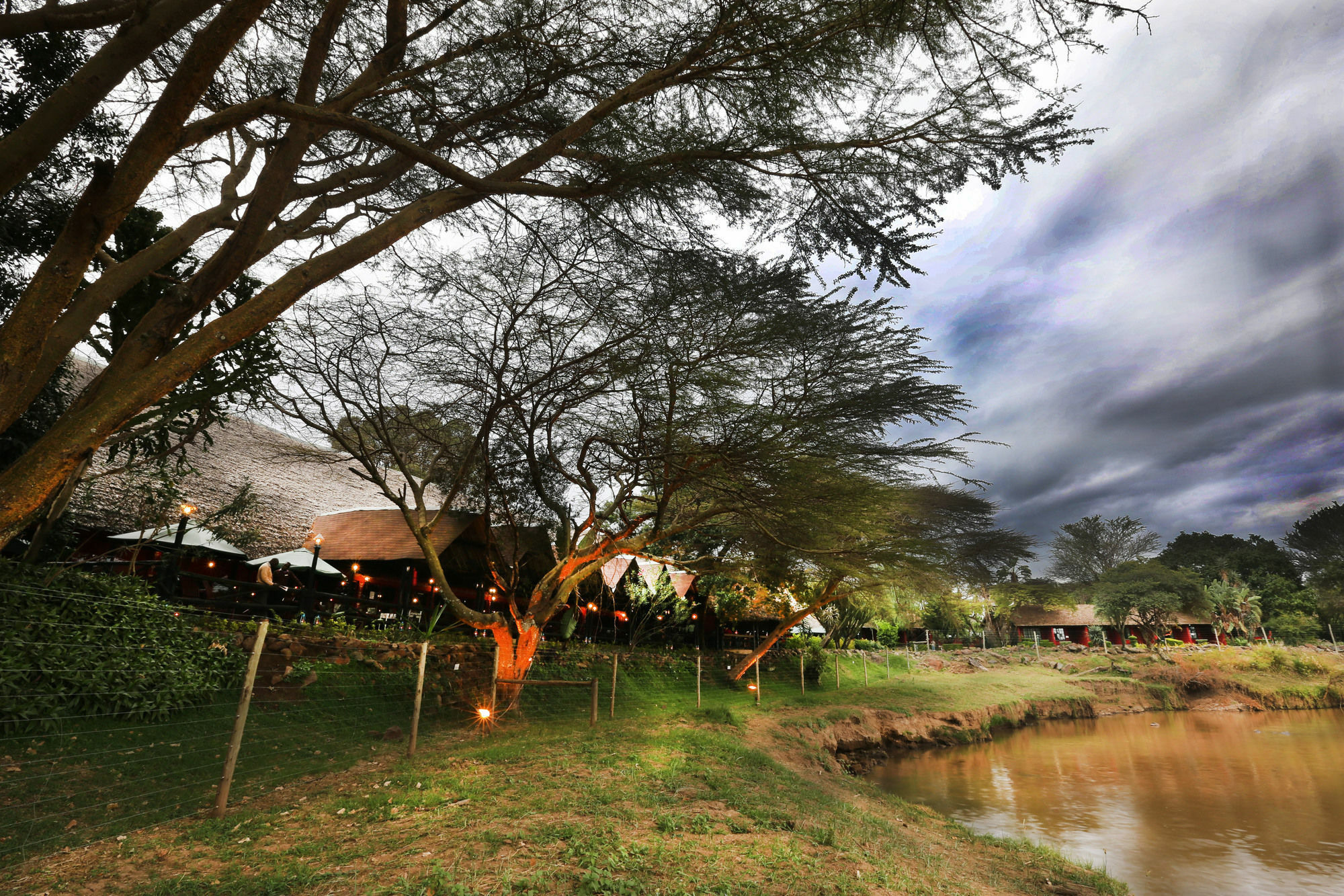 Mara River Lodge Aitong Экстерьер фото